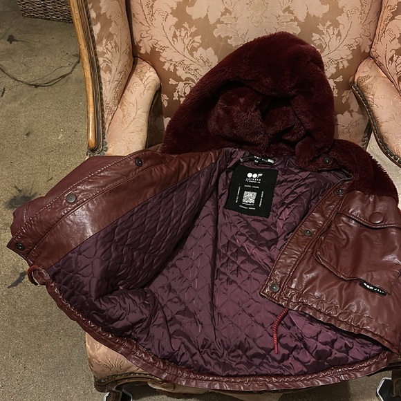 Coolest Trendy Hoodie Faux leather Fur Wine color Designer Jacket Snaps - Picture 6 of 16